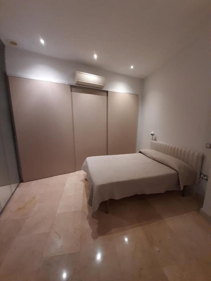 Estudio Con Parking Privado Apartment Мадрид Екстериор снимка
