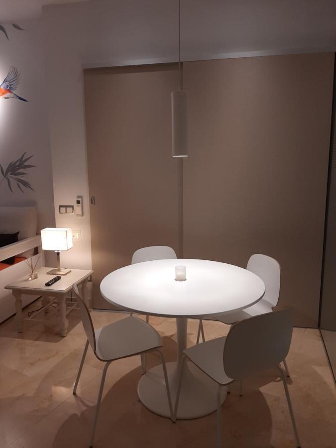 Estudio Con Parking Privado Apartment Мадрид Екстериор снимка