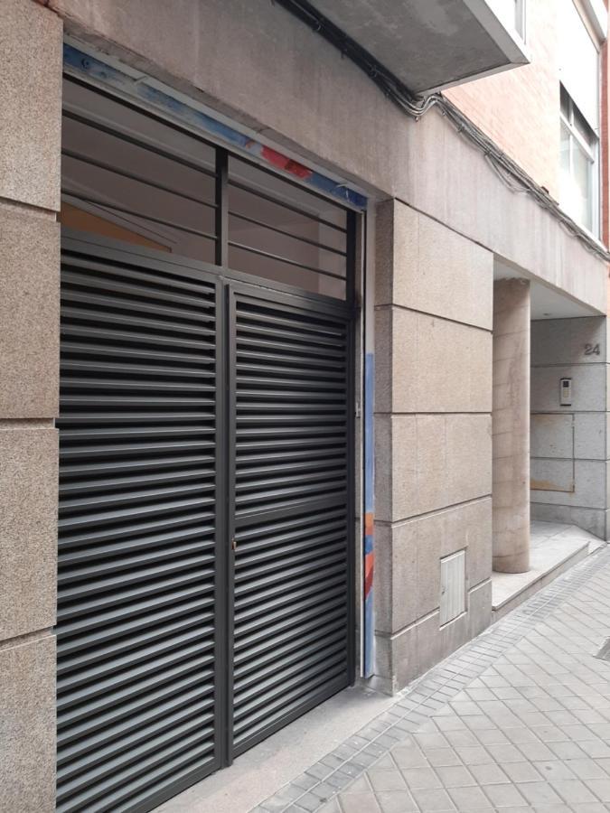 Estudio Con Parking Privado Apartment Мадрид Екстериор снимка